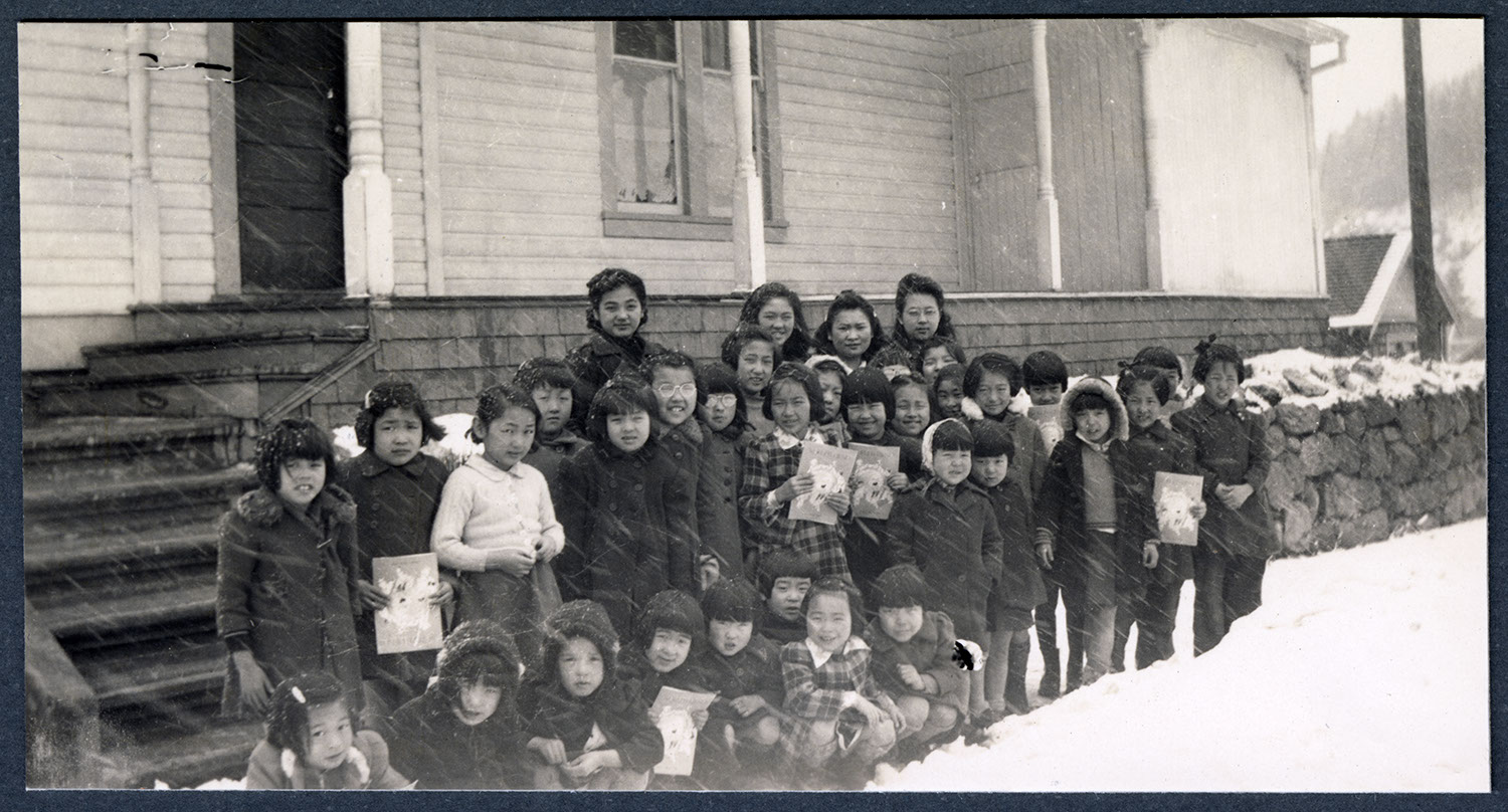 Group of Sunday school children, Kaslo, BC