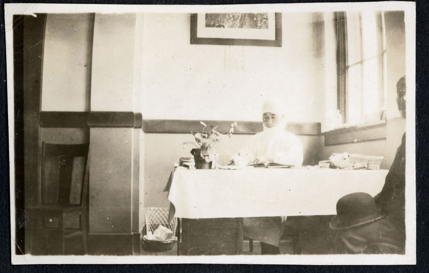 Kosaburo Shimizu in the kitchen of Strathcona School